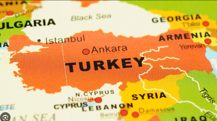 Ortadoğu Ekseninde Türkiye: Stratejik Konum, Politik Açılımlar ve Gelecek Perspektifi