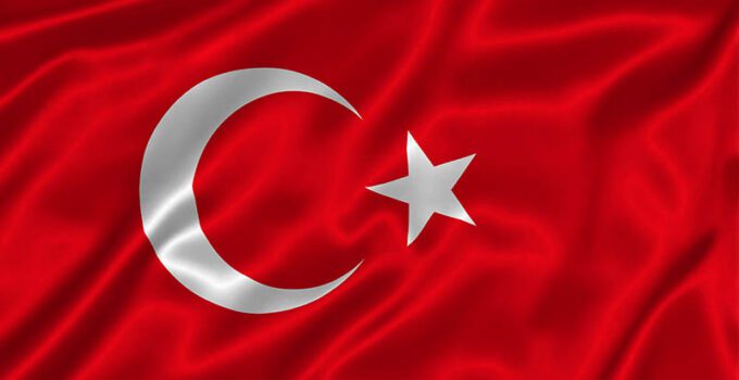Türkiye, metan gazı faciasında şehit düşen askerlere ağlıyor