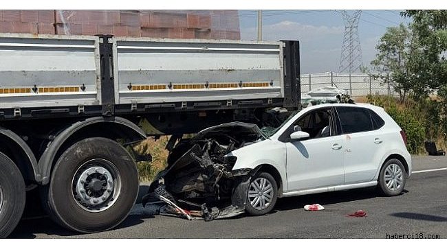 Çankırı’da Feci Kaza: Tıra Çarpan Sürücü Hayatını Kaybetti