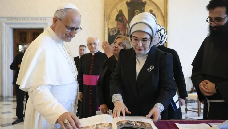 Emine Erdoğan ve Papa 14. Leo bir araya geldi
