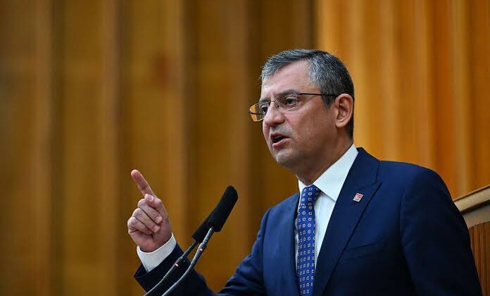 Özgür Özel: “Gömülecek Gün Gömülürsün, Kayyum Atamayı Denemek Bedel İster”