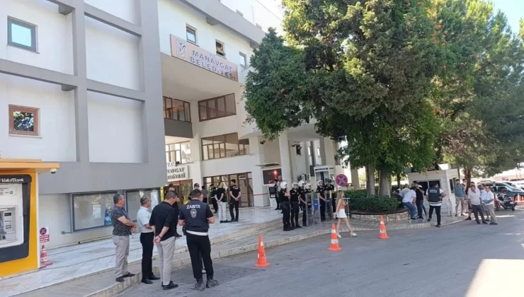 Manavgat Belediyesi’ne operasyon: 7 kişiye tutuklama talebi