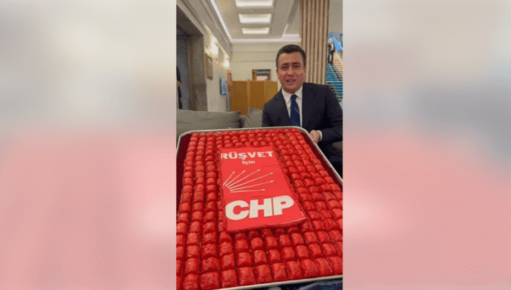 Osman Gökçek’ten CHP’li yöneticilere baklavalı gönderme: “Bu baklavanın içinde euro yok”