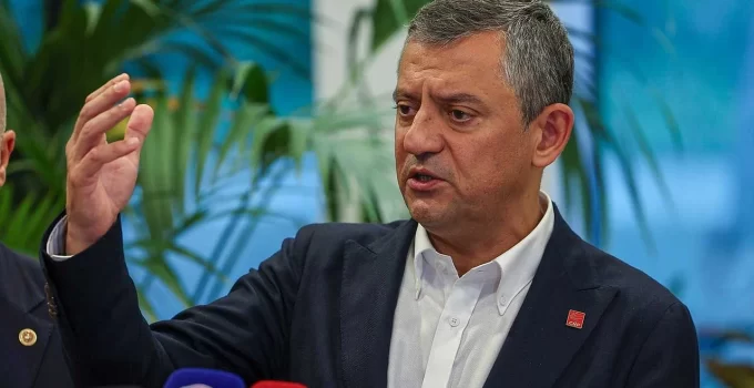 Özgür Özel Operasyonların Ardından MYK’yı Topladı