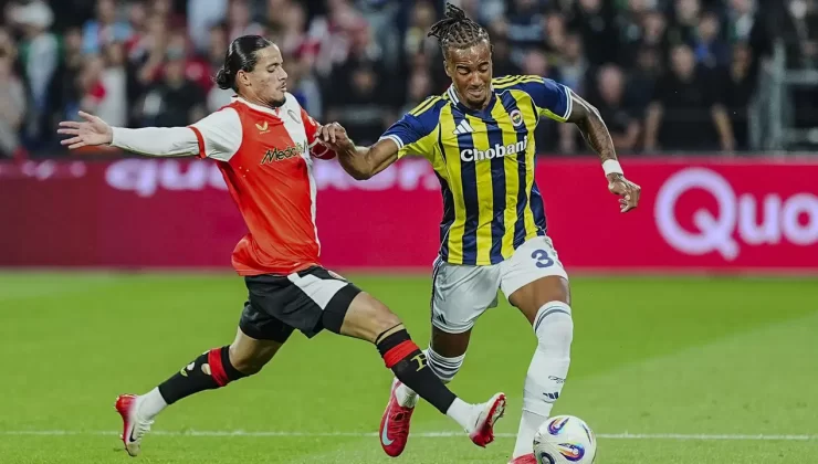 Dirk Kuyt’tan Fenerbahçe-Feyenoord Maçı Yorumu: “Kadıköy’de Her Şey Belirlenecek”