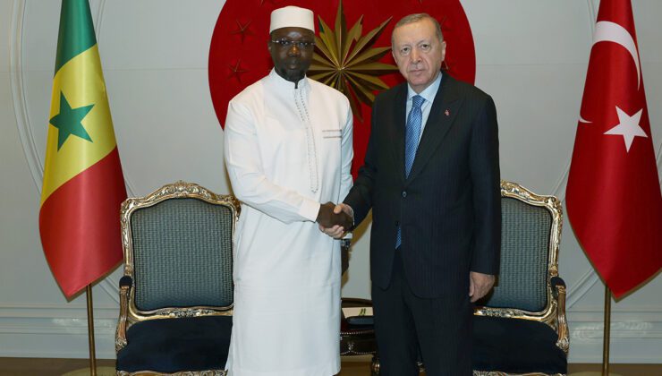 Erdoğan, Senegal Başbakanı Sonko ile Görüşme Gerçekleştirdi