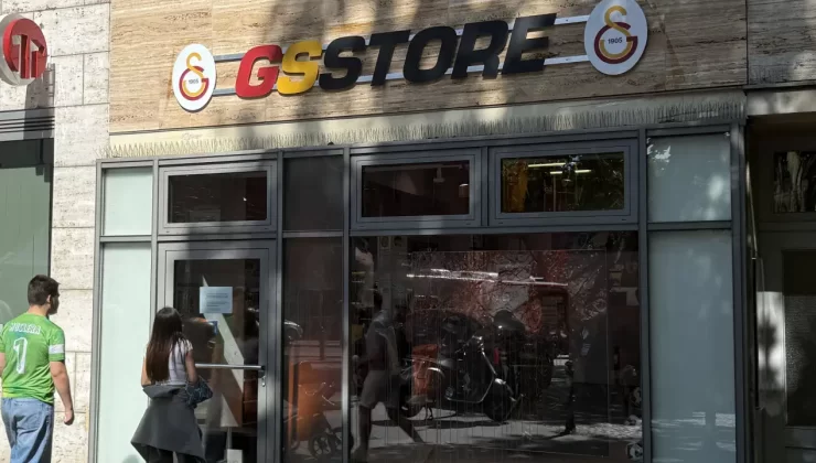 Galatasaray, Berlin’de Yeni GS Store Mağazasını Hizmete Açtı