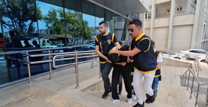 Zonguldak’ta FETÖ Bahanesiyle Dolandırıcılık: 2 Milyonluk Altın Çalındı