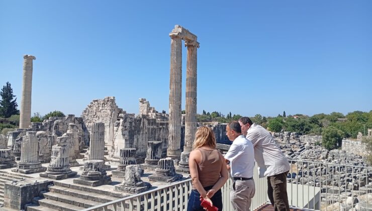 Aydın’daki 2 Bin 600 Yıllık Apollon Tapınağı Ziyarete Açıldı