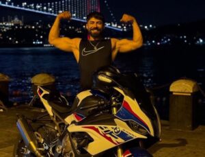 Kocaeli’de Motosiklet Kazasında Hayatını Kaybeden Fenomen Deniz Servan Narin’in Yeni Görüntüleri Ortaya Çıktı