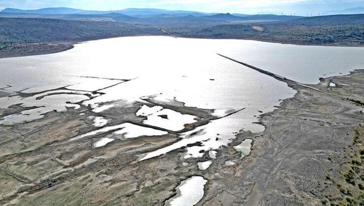 Çeşme’de Su Kesintisi Süresi 7 Saatten 10 Saate Çıkarıldı