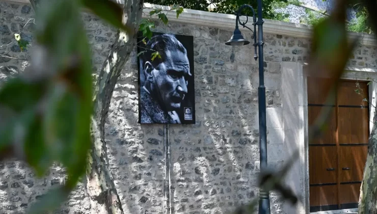 Beşiktaş’ta Atatürk Albümü Yenilendi: Dolmabahçe-Çırağan Caddesi Görselleri Restore Edildi