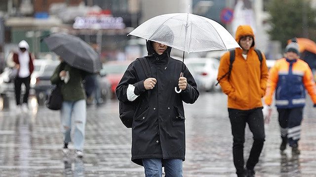 Hafta Sonu Yağış ve Serinlik Geliyor! Hangi Bölgelerde Etkili Olacak?