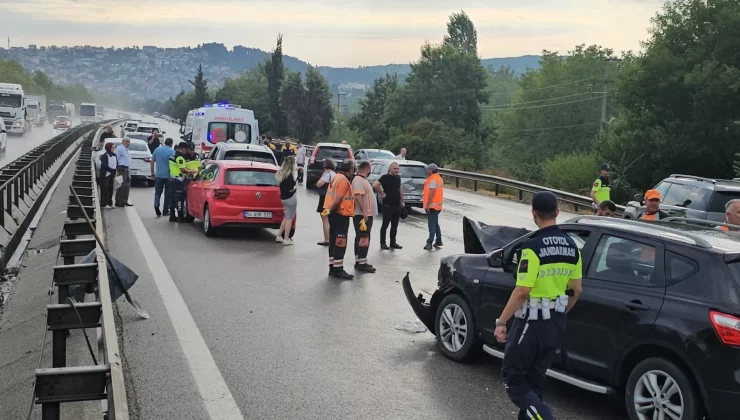 TEM Otoyolu’nda Zincirleme Kaza: 10 Araç Çarpıştı, 10 Yaralı