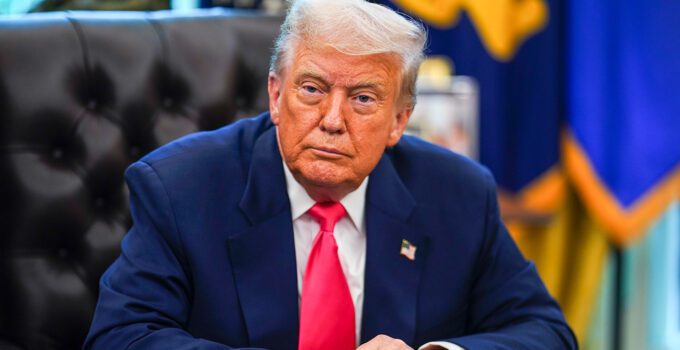 Trump’tan Zelenskiy’e Net Mesaj: “Kırım’ı Unutun, NATO’ya Girmeyin”