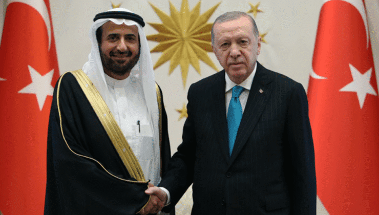 Erdoğan ve Rabia Bir Araya Geldi: Hac ve Umre Görüşmesi