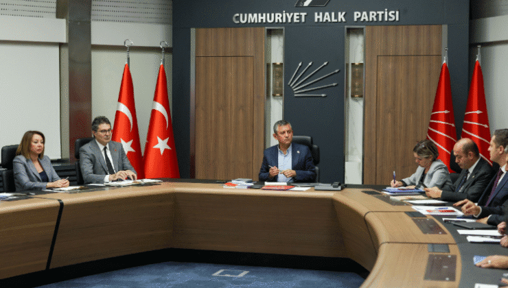 CHP MYK, Özgür Özel Başkanlığında Bir Araya Geldi
