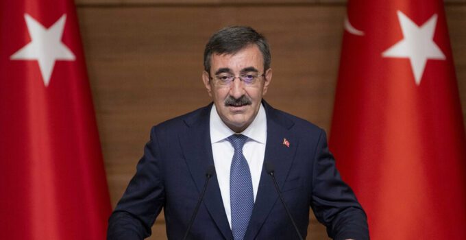 Cevdet Yılmaz: Ödemeler Dengesi Dezenflasyona Katkı Sağlıyor