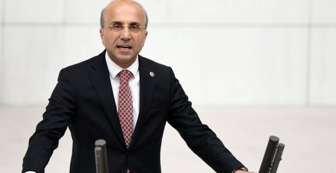Aşkın Genç: Yılın İlk 8 Ayında Hazine Borcu Tavan Yaptı