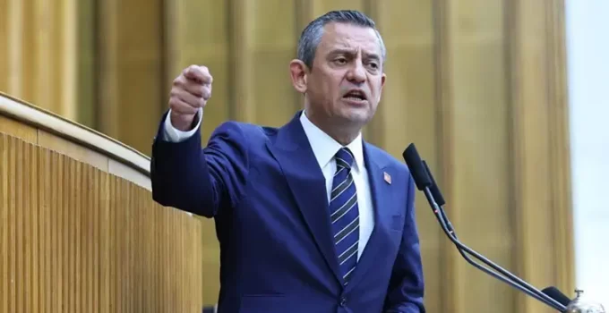 Özgür Özel Silivri’de Vatandaşlara Seslendi: “Adalet İçin Mücadeleye Devam”