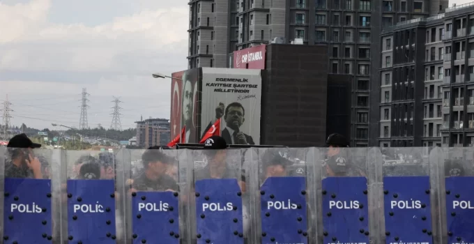 CHP’den Çağrı Heyeti İçin Mahkemeye Başvuru