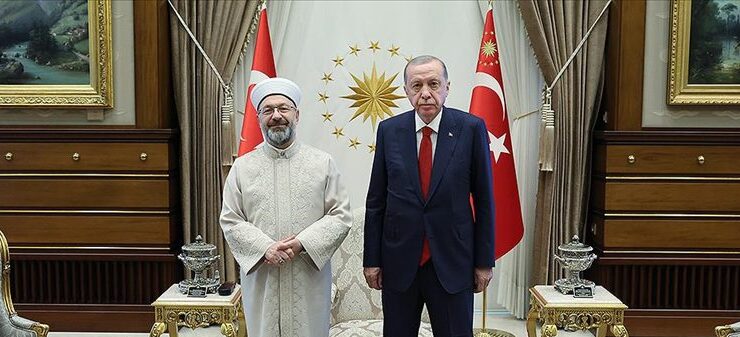 Cumhurbaşkanı Erdoğan, Ali Erbaş’ı Külliye’de Kabul Etti