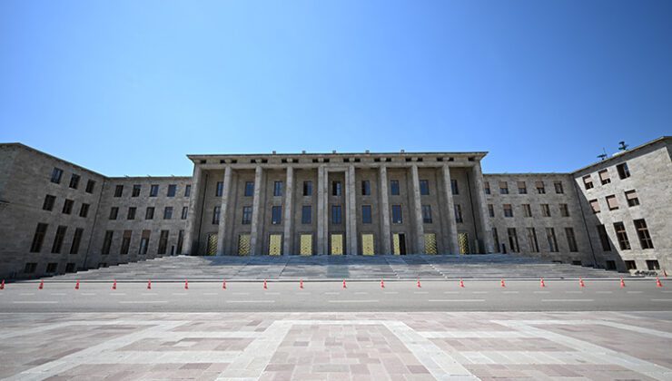 TBMM Yeni Dönem Açılışı: Erdoğan’ın Konuşması Öncesi CHP’den Protesto Kararı