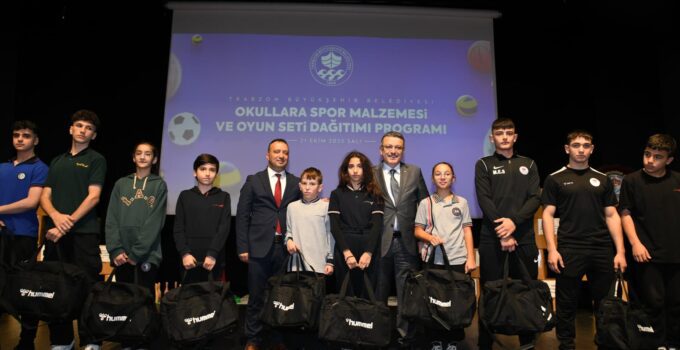 Ahmet Metin Genç: “Büyükşehir Belediye Başkanı olarak Trabzon’un bütün sokaklarını altınla kaplasam bile bunun bir önemi yoktur.”