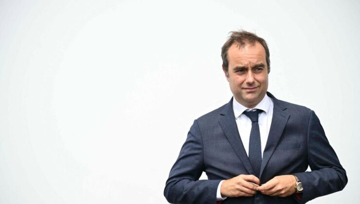 Fransa’da Hükümet Krizi Derinleşti: Başbakan Sébastien Lecornu İstifa Etti