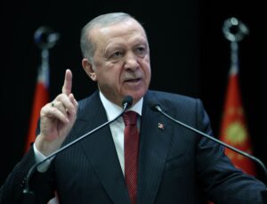Erdoğan: “Koltuklar, Ünvanlar, Makamlar Gelip Geçici”