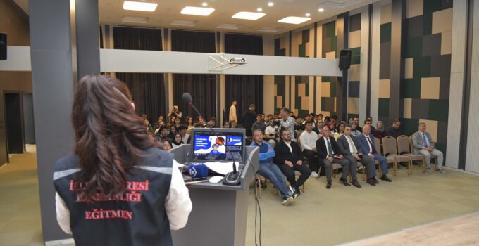 Ankara Büyükşehir Belediyesi Beypazarı’nda “Afet Farkındalık Eğitimi” Düzenledi.