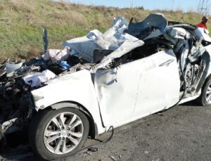 Feci Kaza ! Araba Kağıt Gibi Ezildi