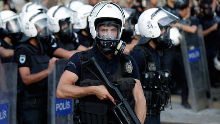 2 Bin Polisle Dev Operasyon: “Bayğaralar” Çetesine Ağır Darbe