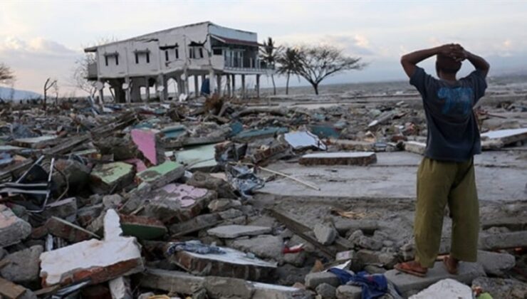 GÜNEY AMERİKA’DA 7,8 Büyüklüğünde Deprem!