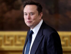 Elon Musk, Net Varlığı 500 Milyar Dolara Ulaşan İlk İnsan Oldu