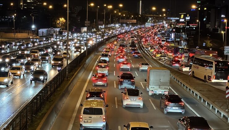 TBMM’de Trafik Görüşmelerine Ara Verildi
