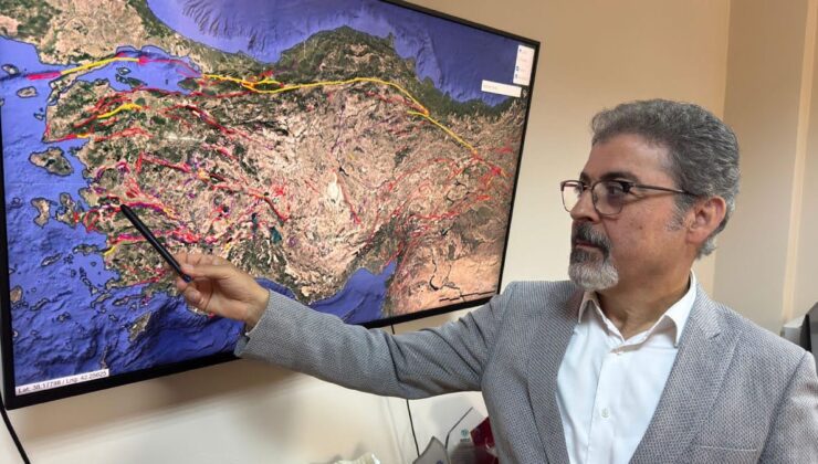 İzmir Ve Ege’de Deprem Uyarısı: Faylar Yeniden Hareketleniyor