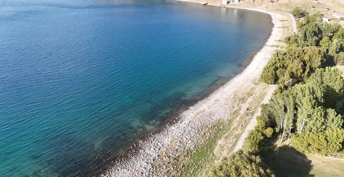 Van Gölü’nü Kuraklık Vurdu. Harita Değişebilir