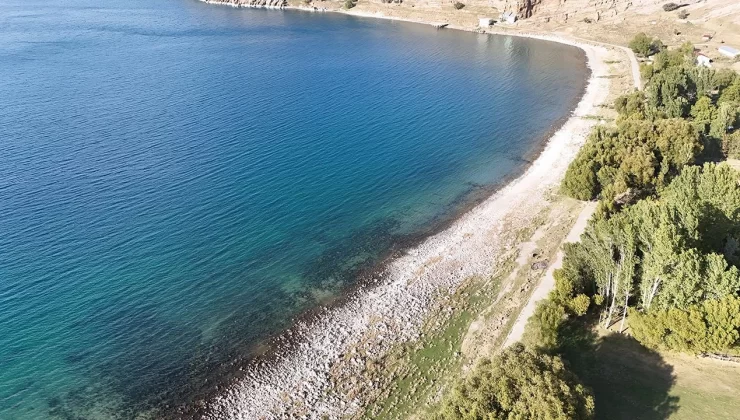 Van Gölü’nü Kuraklık Vurdu. Harita Değişebilir