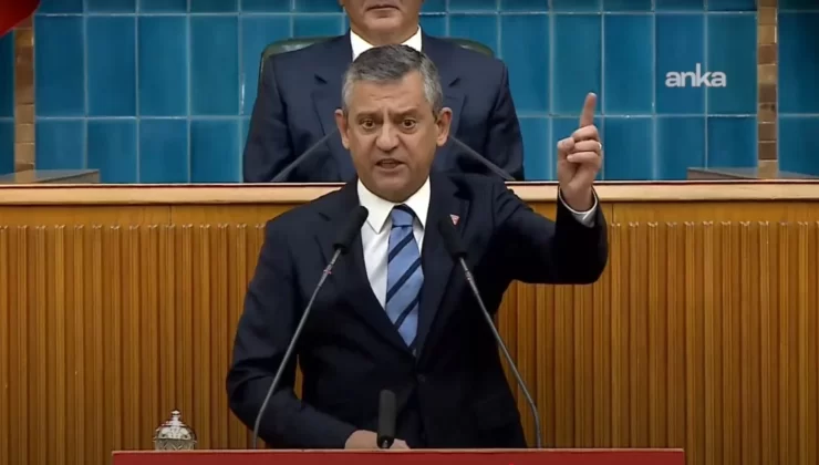 Özgür Özel: “70 Günde Sorunlar Artarken Biz Meydanlardaydık”