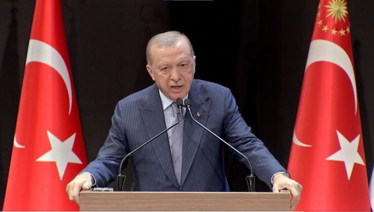 Başkan Büyükkılıç, Cumhurbaşkanı Erdoğan’ın Katıldığı AK Parti Toplantısında Yer Aldı