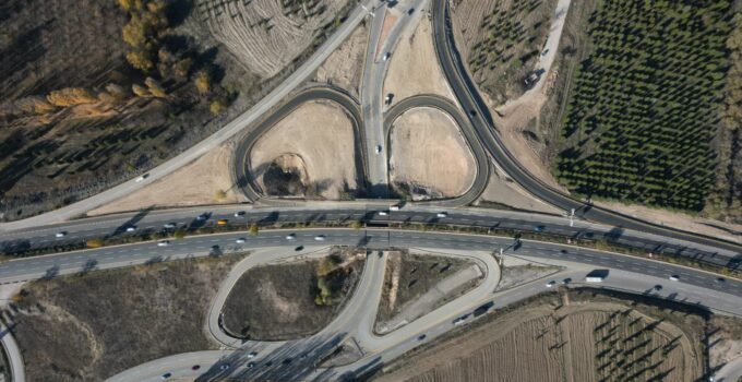 Sabancı–Ankara Bulvarı Kavşağı Yenilendi: Yonca Tipi Düzenlemeyle Trafik Akışı Hızlandı