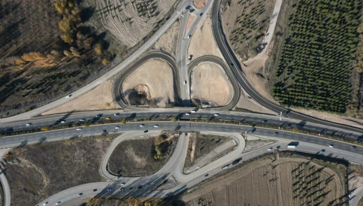 Sabancı–Ankara Bulvarı Kavşağı Yenilendi: Yonca Tipi Düzenlemeyle Trafik Akışı Hızlandı