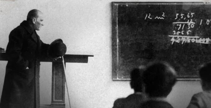 İYİ Parti Lideri Dervişoğlu: “Evlatlarımızın Yüreğindeki Güneş Öğretmenlerdir”