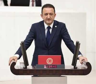 CHP’li Barış Bektaş’tan Tarım Bakanlığı’na Sert Uyarı: “Pancar Tarlada Çürüyor, Çiftçi Kaderine Terk Ediliyor