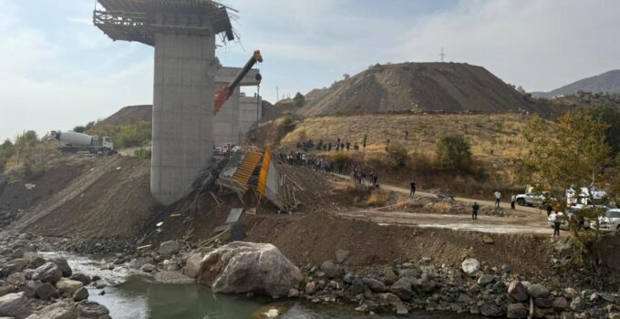 Diyarbakır Kulp’ta Köprü İnşaatında Facia: İskele Çöktü, 3 İşçi Hayatını Kaybetti