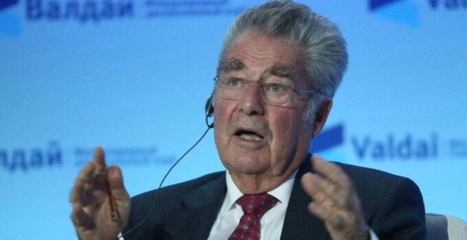 Eski Cumhurbaşkanı Fischer’den Çağrı: “Avusturya Filistin’i Tanımalı”