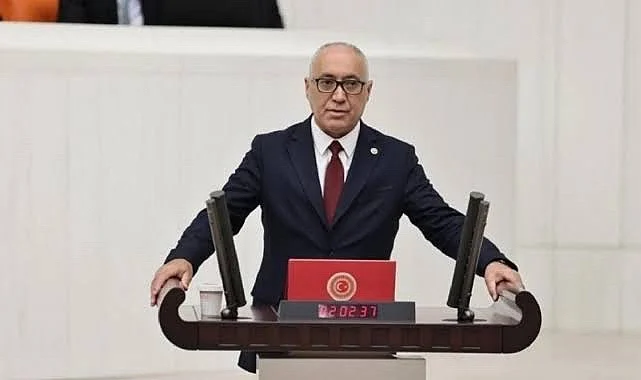 CHP Grup Toplantısı’nda Sürpriz Katılım: Doğan Demir Partiye Resmen Katıldı