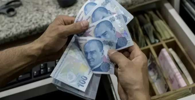 Memur ve Emekli Maaş Zammında Yeni Hesap: Üç Farklı Senaryo Ortaya Çıktı