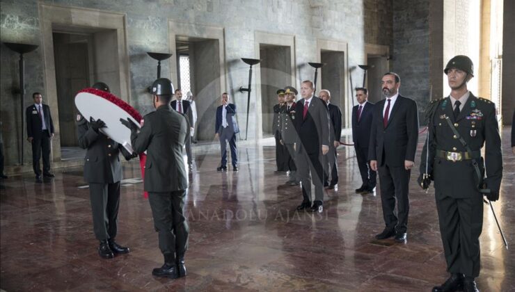 Türkiye, Gazi Mustafa Kemal Atatürk’ü Anıyor